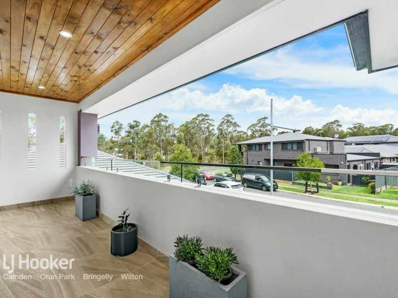 4 Cryptandra Street, Denham Court NSW 2565