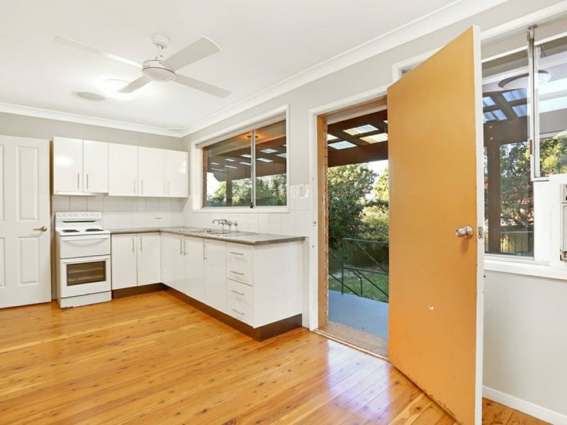 11 Marsden Avenue, Elderslie NSW 2570