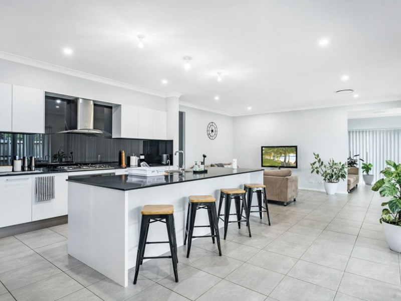 30 Williamson Street, Oran Park NSW 2570