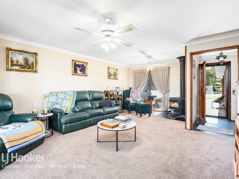27 McCall Avenue, Camden South NSW 2570