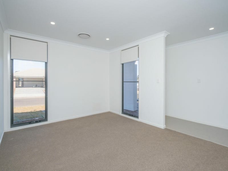 9 Goodluck Circuit, Cobbitty NSW 2570