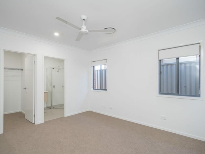 9 Goodluck Circuit, Cobbitty NSW 2570