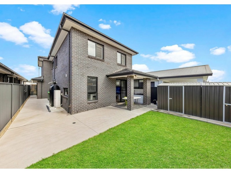 13 Copper Drive, Catherine Field NSW 2557