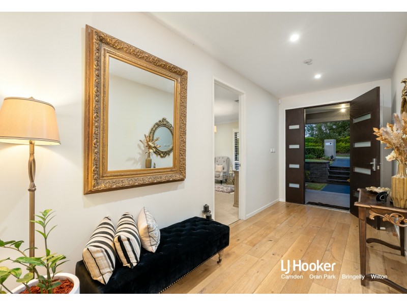 33 Donahue Circuit, Harrington Park NSW 2567