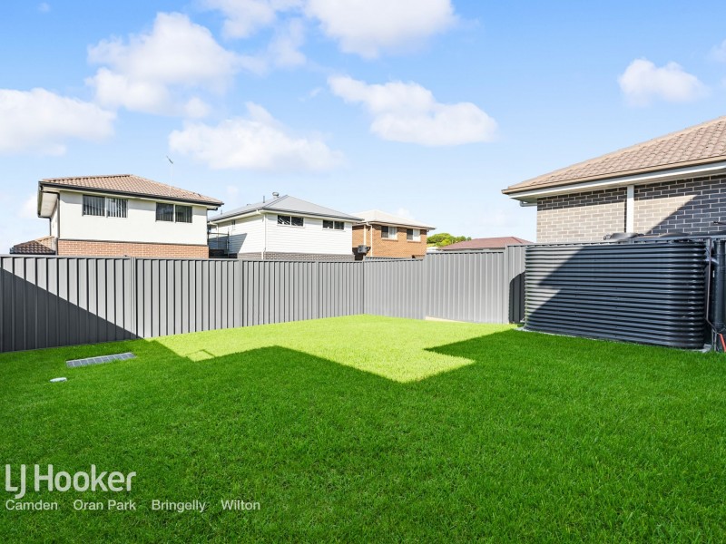 32 Fuyu Street, Cobbitty NSW 2570