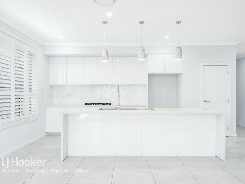 31b Evans Street, Oran Park NSW 2570