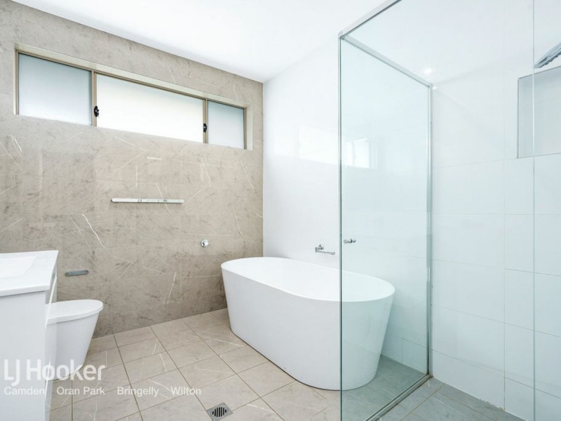 31b Evans Street, Oran Park NSW 2570