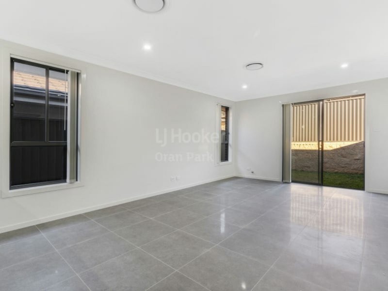 6A Fleece Loop, Oran Park NSW 2570
