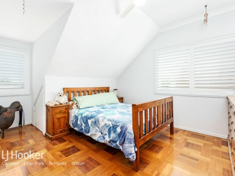 96 Merlin Street, The Oaks NSW 2570