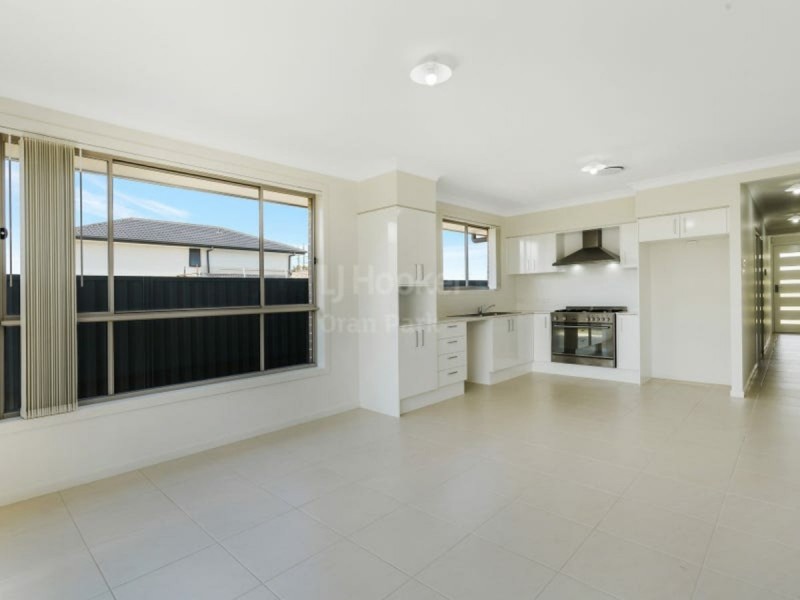 6A Charbray Loop, Oran Park NSW 2570