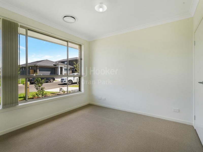 6A Charbray Loop, Oran Park NSW 2570
