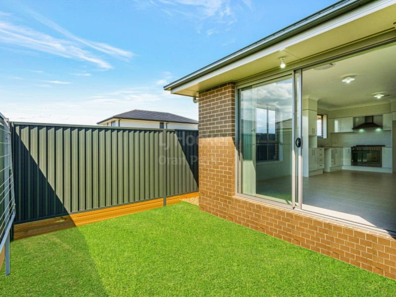 6A Charbray Loop, Oran Park NSW 2570