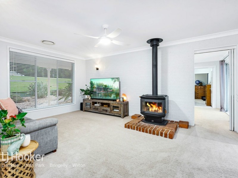 4 Grigg Close, Ellis Lane NSW 2570