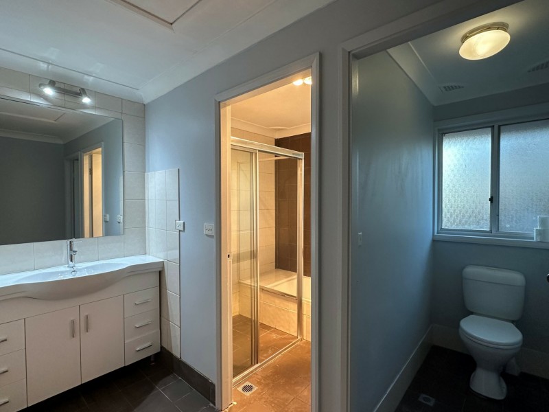 17 Peridot Close, Eagle Vale NSW 2558