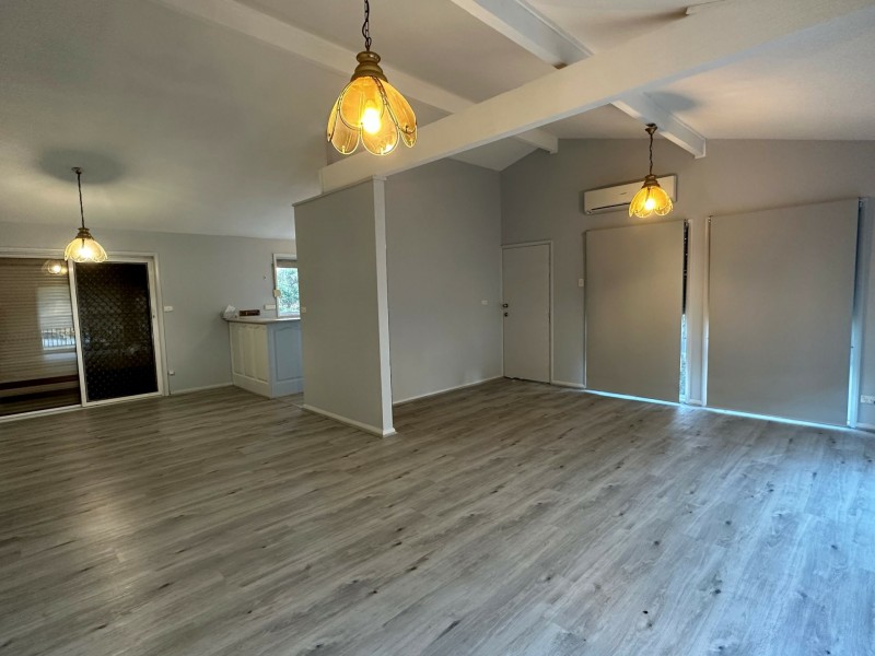 17 Peridot Close, Eagle Vale NSW 2558