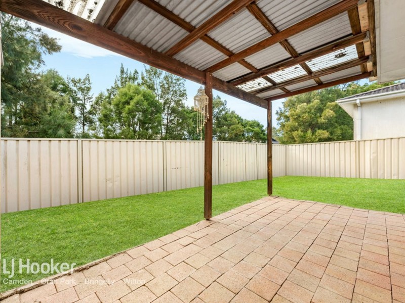 8 Amy Place, Narellan Vale NSW 2567
