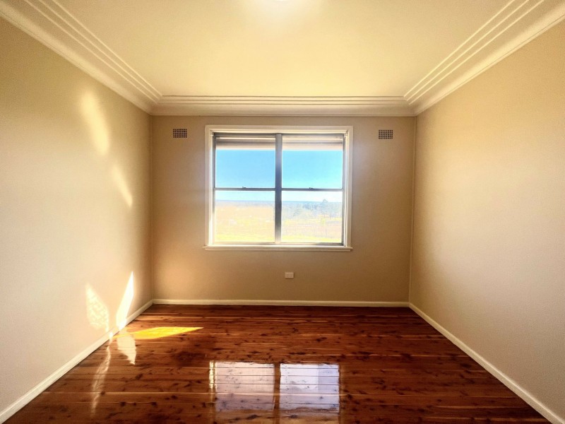 2 Cummins Road, Menangle Park NSW 2563