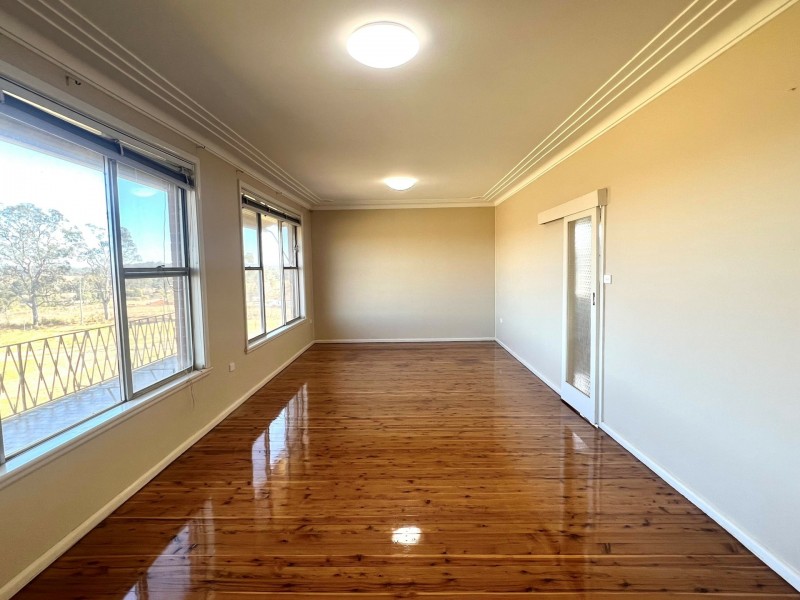 2 Cummins Road, Menangle Park NSW 2563