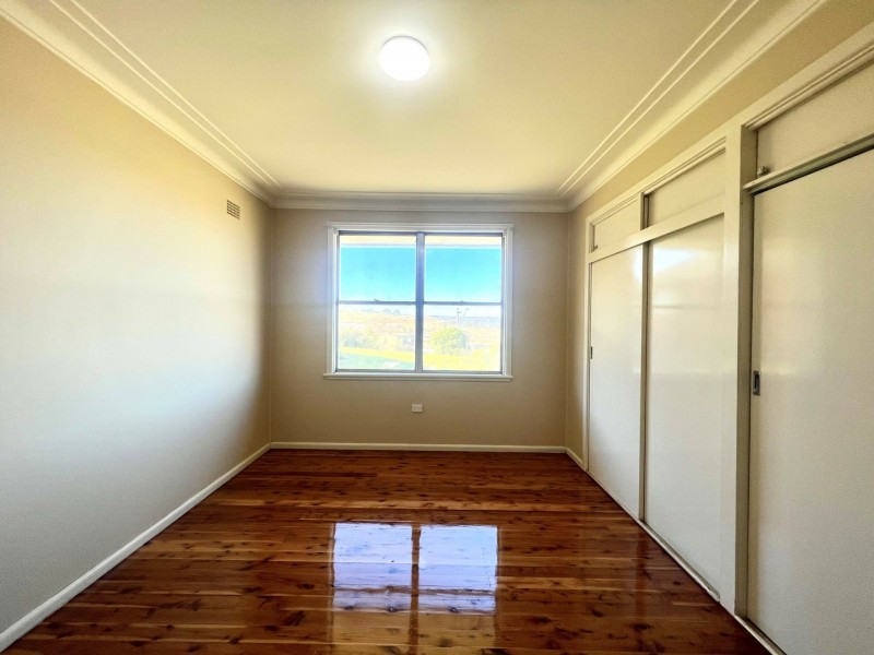 2 Cummins Road, Menangle Park NSW 2563