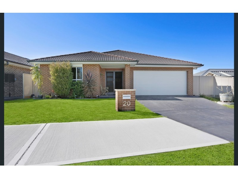 20 Plymouth Boulevard, Spring Farm NSW 2570