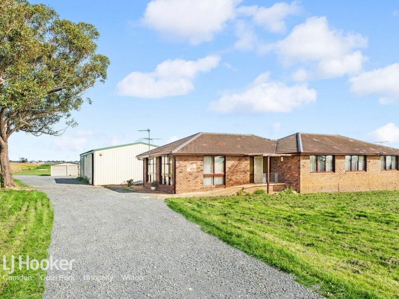 109 Springfield Road, Catherine Field NSW 2557