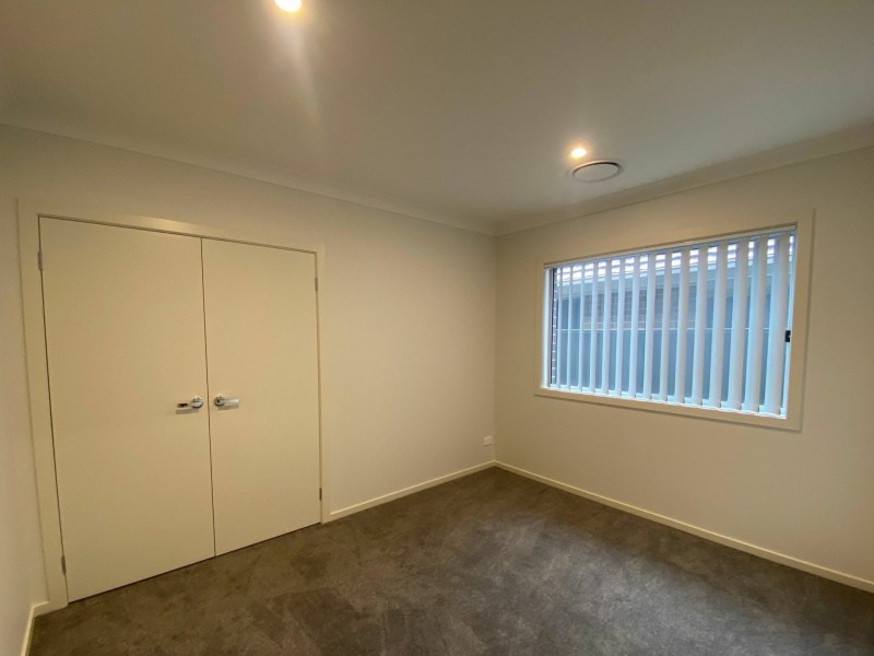 19 Drover Street, Oran Park NSW 2570