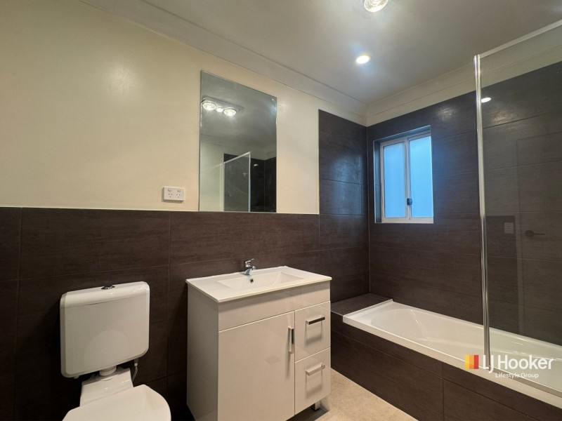 3/7 View Street, Camden NSW 2570