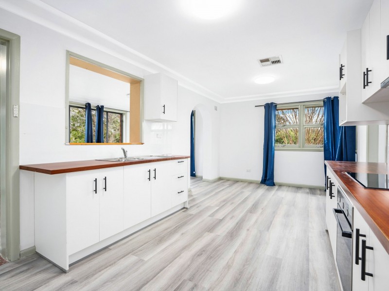 1 Foreman Street, Glenfield NSW 2167
