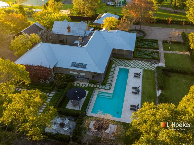 30 Mount View Close, Razorback NSW 2571