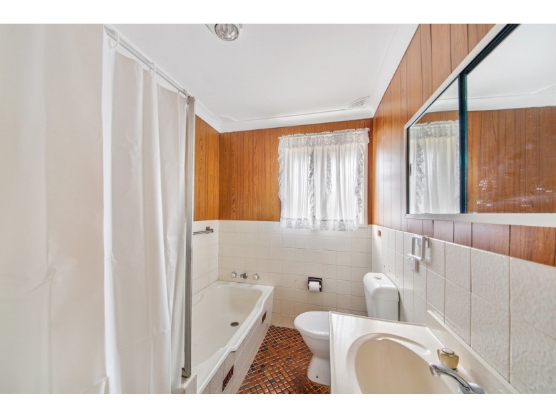 1 Faithfull Street, Elderslie NSW 2570