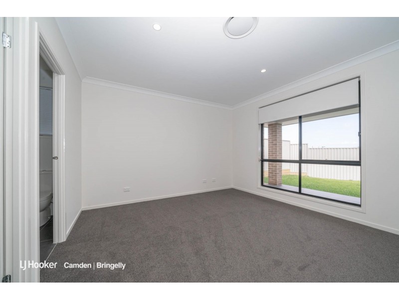 3 Percy Street, Gregory Hills NSW 2557