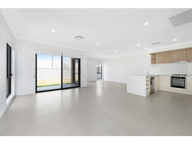 12 Fallow Street, Gregory Hills NSW 2557