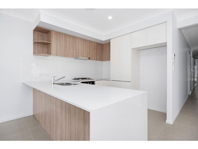 12 Fallow Street, Gregory Hills NSW 2557