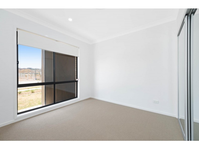 12 Fallow Street, Gregory Hills NSW 2557