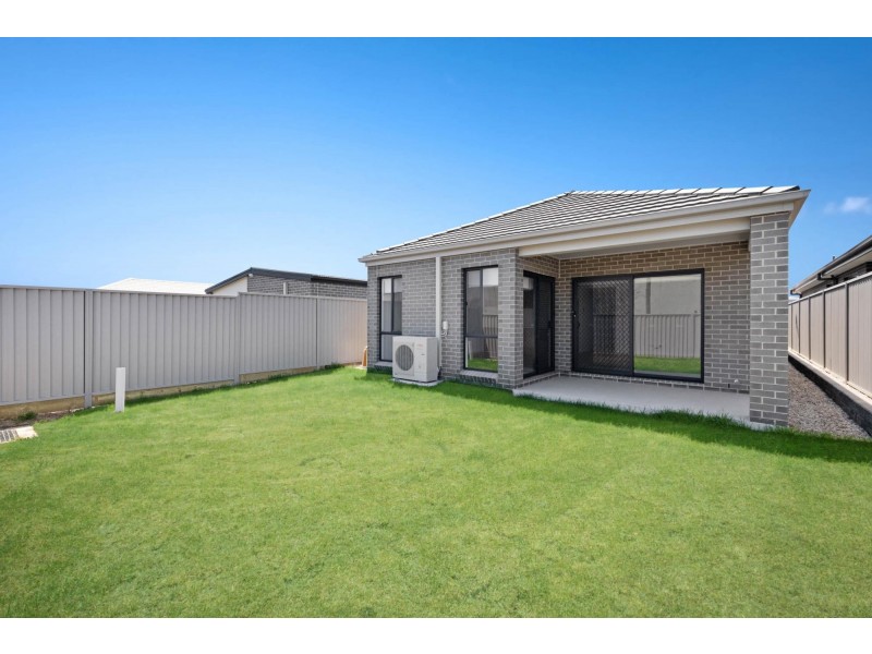 12 Fallow Street, Gregory Hills NSW 2557