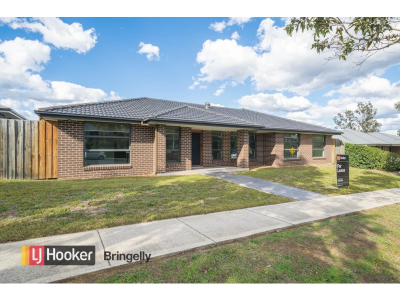 11 Ancona Ave, Spring Farm NSW 2570
