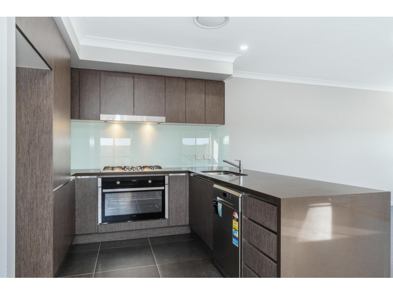 33 Barrett Street, Gregory Hills NSW 2557