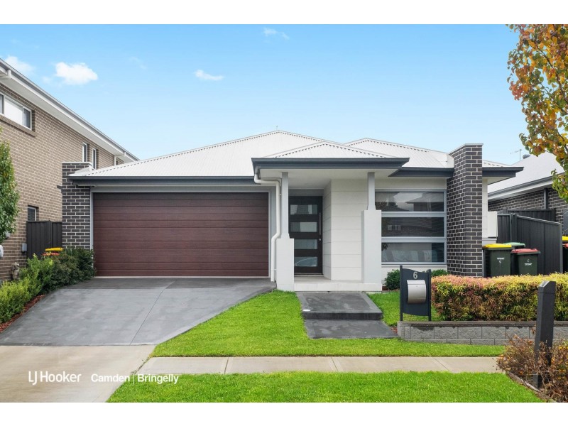 6 Jamestown Avenue, Denham Court NSW 2565