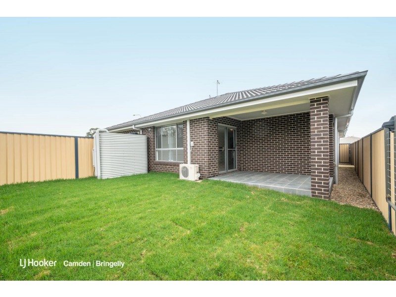 28 Manchuria Road, Edmondson Park NSW 2174