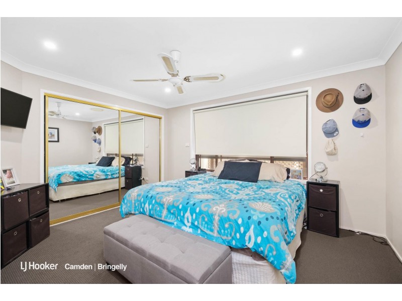 14 Merriman Close, Elderslie NSW 2570