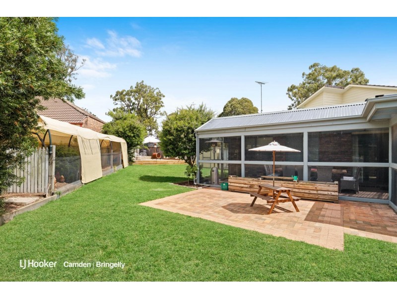 14 Merriman Close, Elderslie NSW 2570