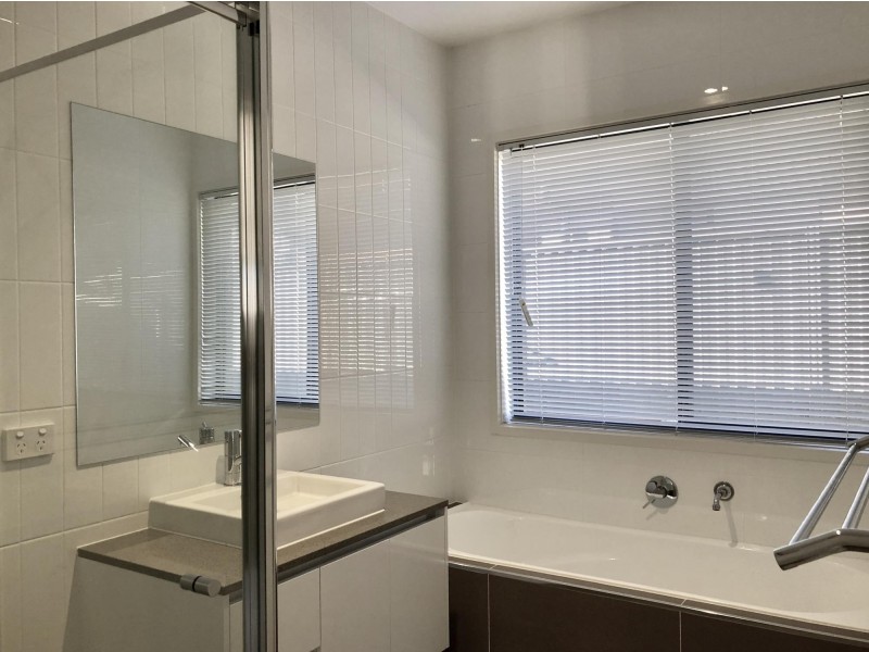 61 Goodluck Circuit, Cobbitty NSW 2570