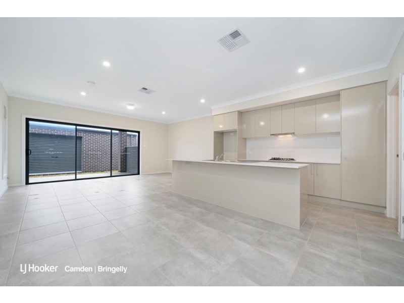 39 Connemara Street, Austral NSW 2179