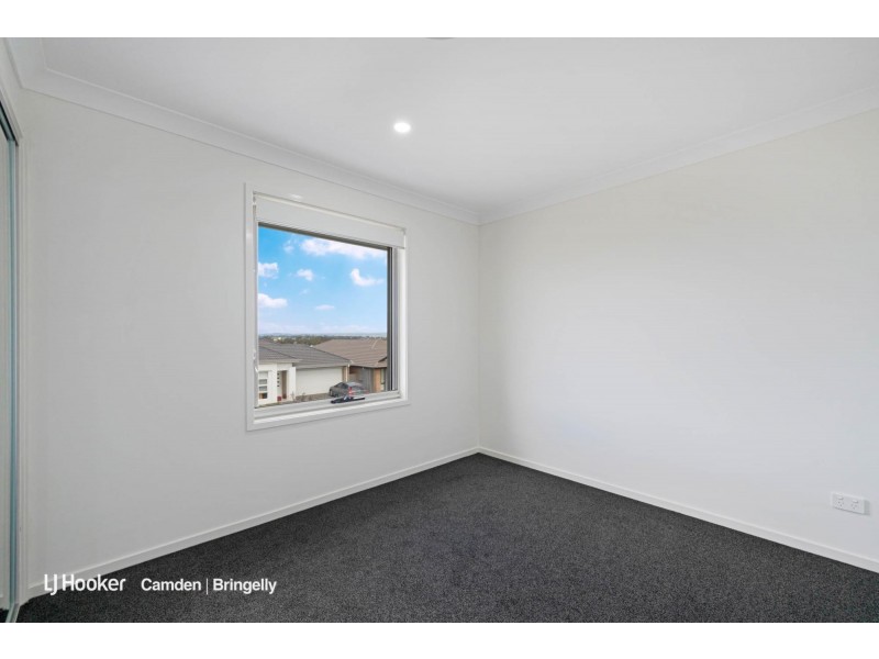 40 Battam Road, Gregory Hills NSW 2557