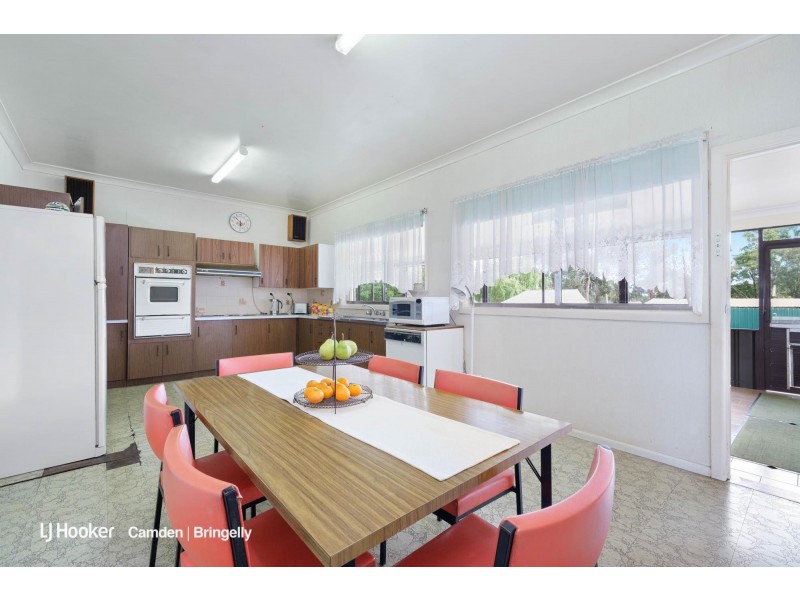 31 Wynyard Avenue, Rossmore NSW 2557