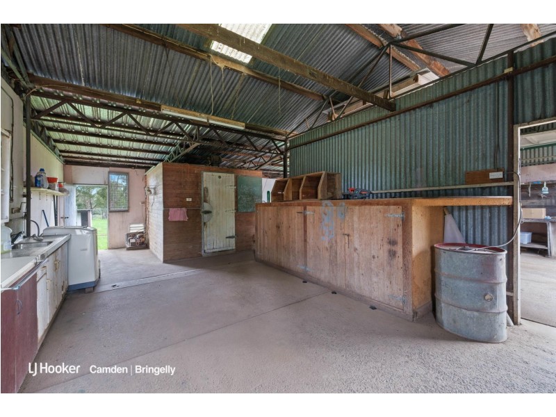 31 Wynyard Avenue, Rossmore NSW 2557