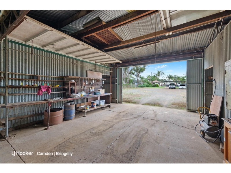31 Wynyard Avenue, Rossmore NSW 2557