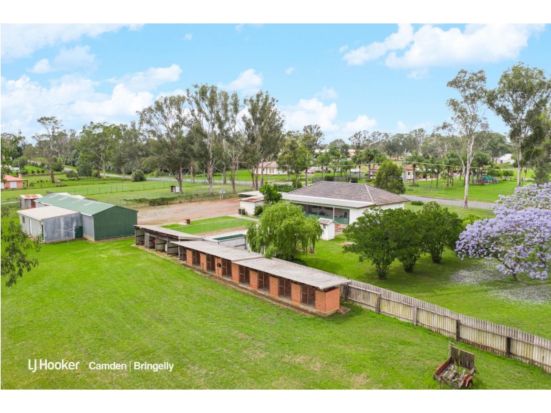 31 Wynyard Avenue, Rossmore NSW 2557