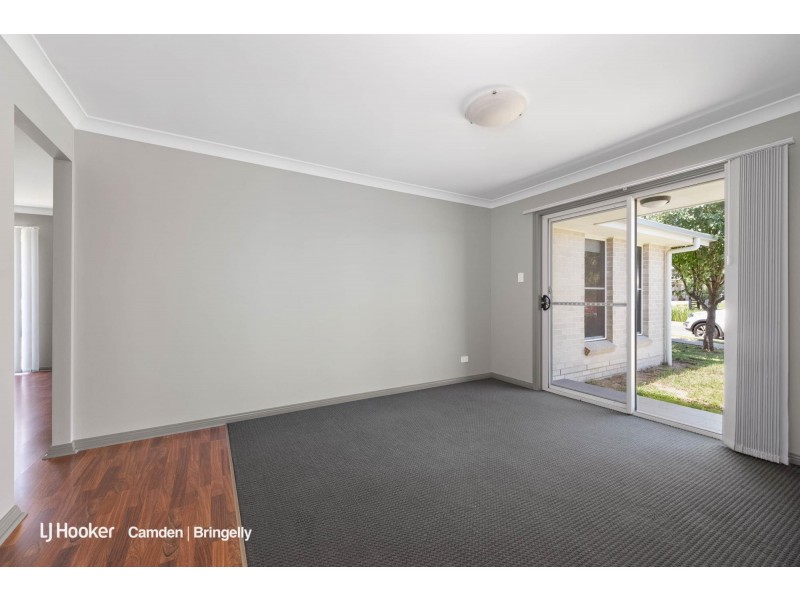 29 Easton Avenue, Spring Farm NSW 2570