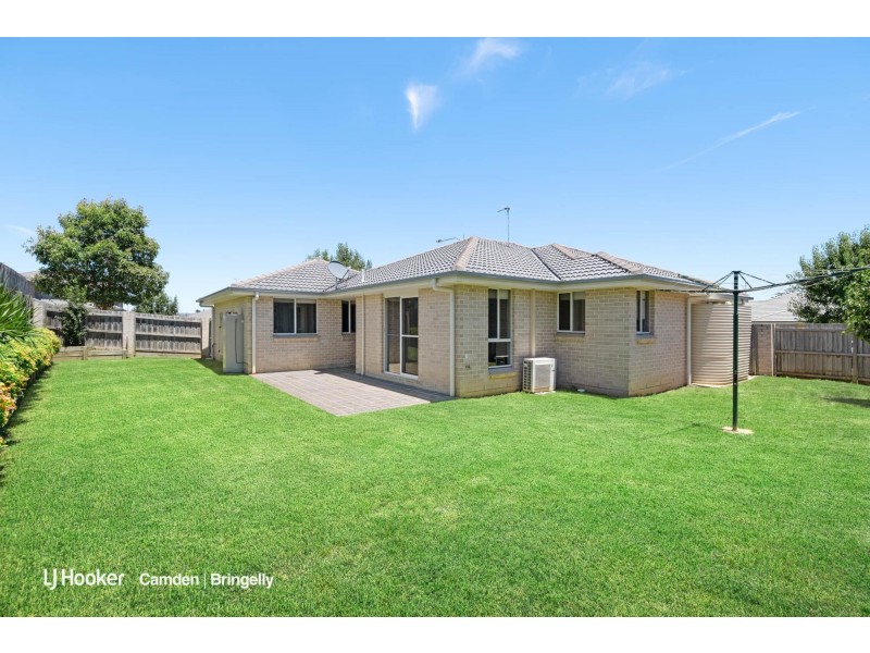 29 Easton Avenue, Spring Farm NSW 2570